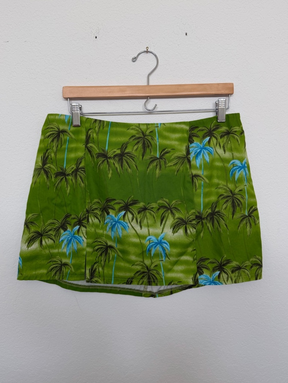 Lisa Says Gah Mini Skirt Size Large Green Tropical Vacation Beach